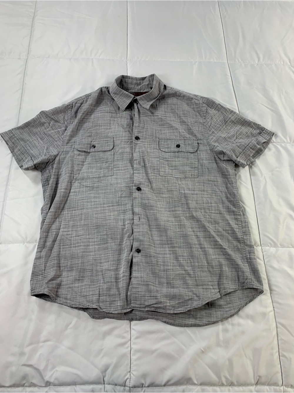 Pre loved PERRY ELLIS shirt mens size L